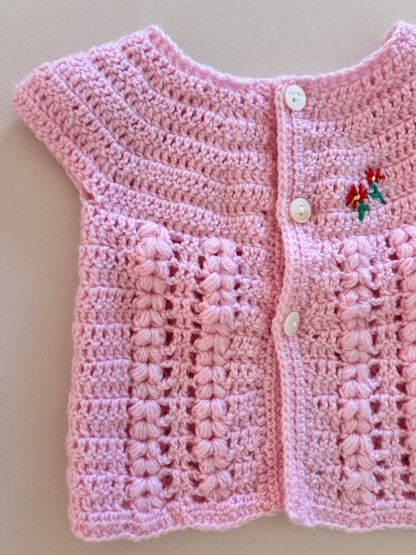 Cardigan per Neonata in 100% Lana - Maniche Corte, Fatto a Mano